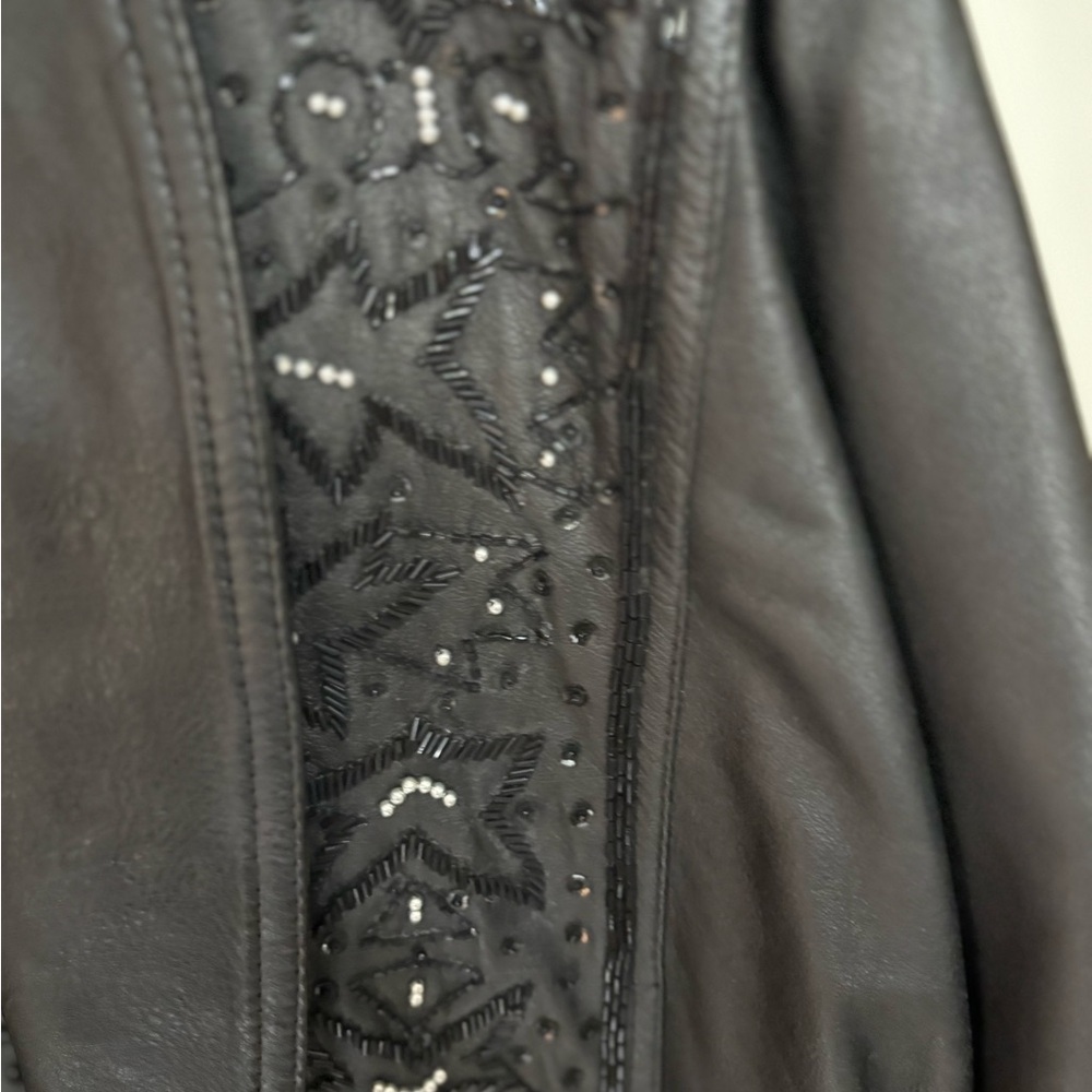 Black Leather Skirt Set with Elegant Design - Picture 3 of 4